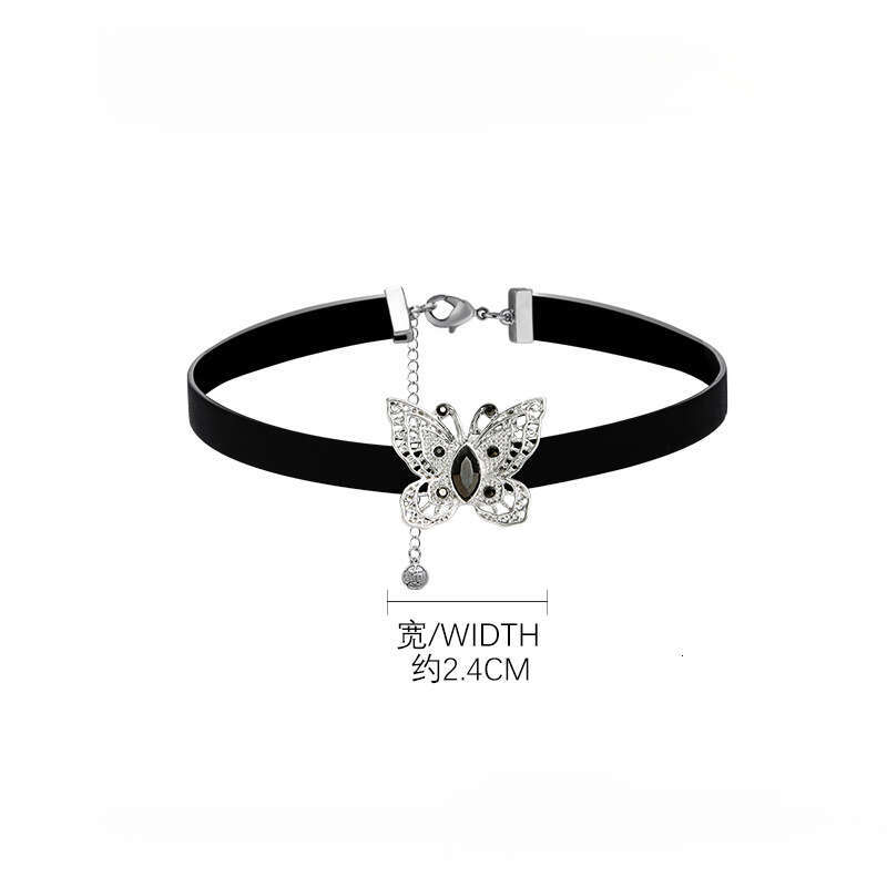 Original Design Short Ins Style Light Luxury Niche Fashion Sweet Cool Hollow Butterfly Women Black Choker Necklace Collar