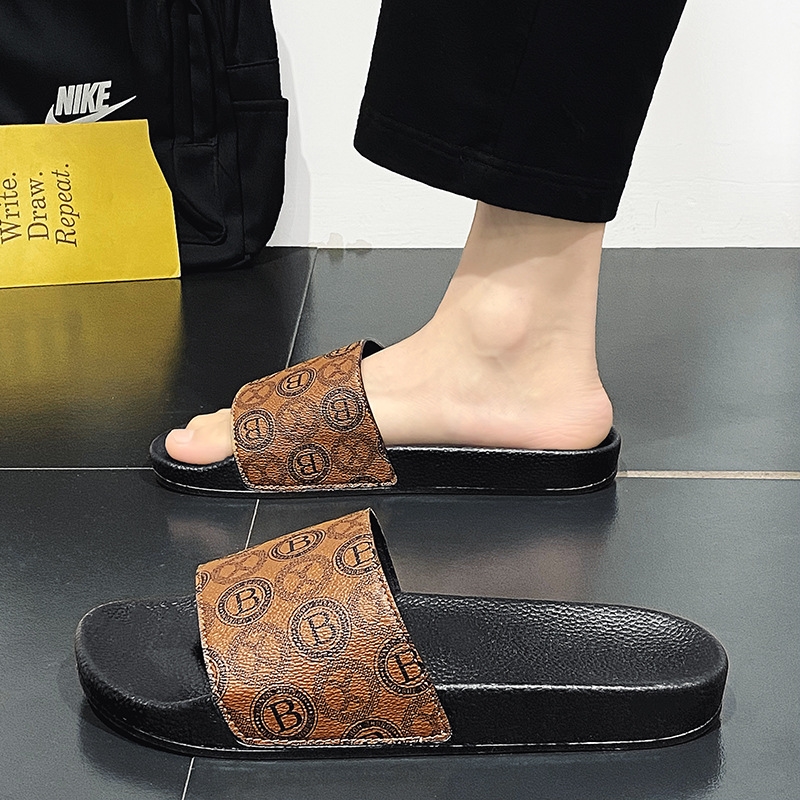 Designer new fashion flip-flops men wear flip-flops indoor casual trend non-slip home slippers a variety of colors large size 39-47