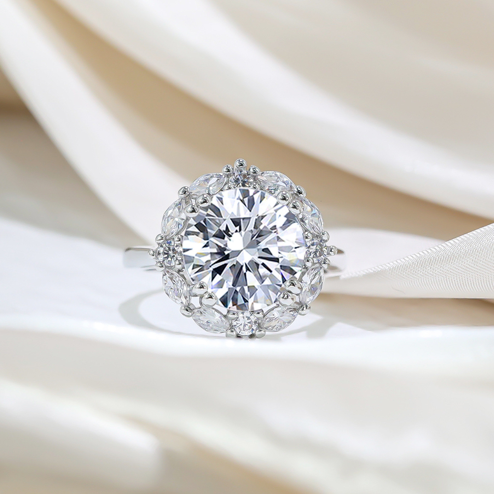 Hot Selling Popular Large Diamond Designer Ring Pigeon Egg Ring Fashion Wedding Fashion Ring Ring Adjustable Ring Tiktok Live Jewelry Manufacturer Who