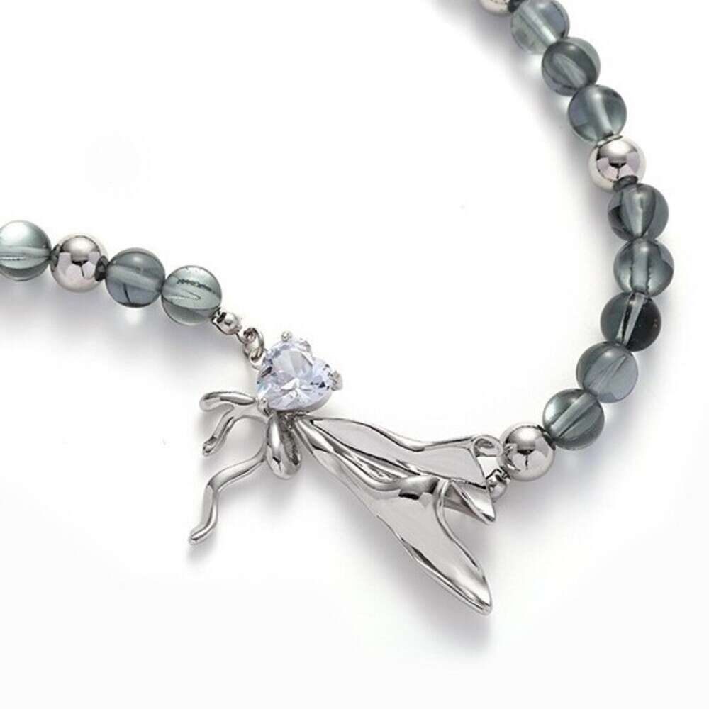 Pleated Bow Beaded Necklace for Women Elegant High-end Fashion Collarbone Chain Simple Design Exquisite Commuting Jewelry