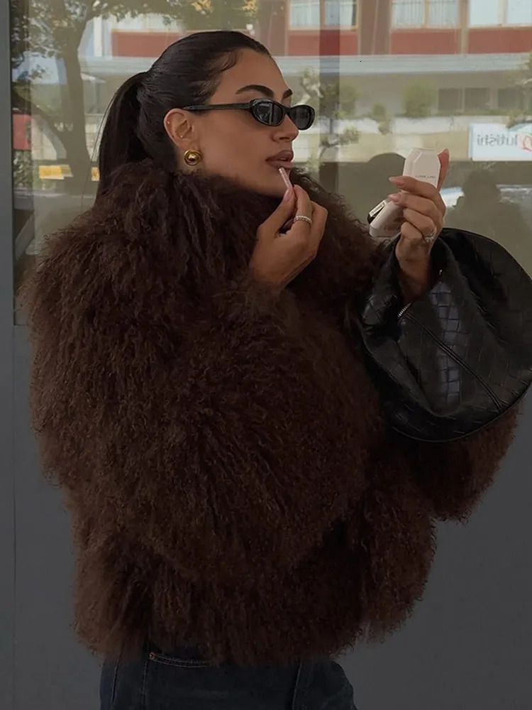 Fashion Solid Plush Faux Fur Coat Women Elegant Warm Long Sleeves Loose Jacket Lady Winter Chic High Street Outerwear 251110