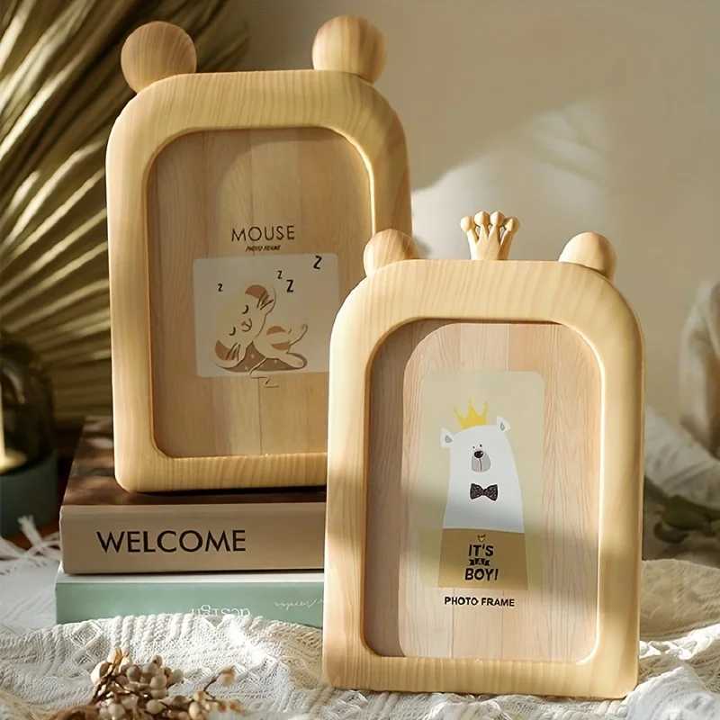 1pc cartoon Instagram style plastic desktop ornament can be hung on the wall imitation wood grain photo frame L251110 H260306