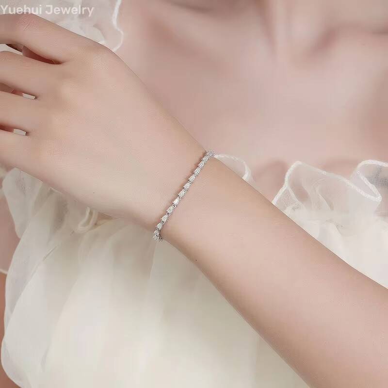 2025 New Arrival 18k Gold Plated Silver 925 Ladies Personalized Fashion Jewelry Moissanite Ankle Bracelets for Women