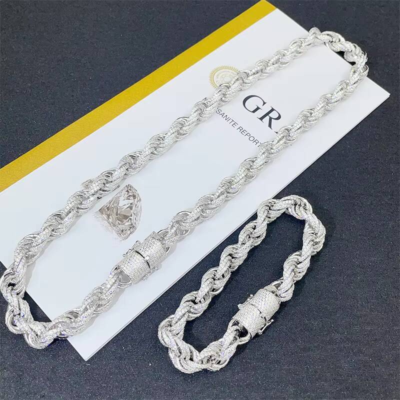 18K Gold 8mm Spring Buckle Twisted Chain Full Hip Hop Bracelet with Twist Rope Cuban Link Moissanite Bracelets Bangles
