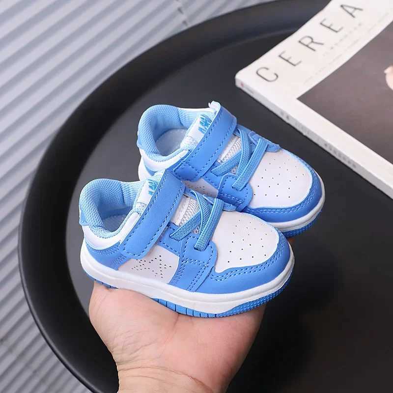 Spring Autumn New Childrens Sneakers Boys Casual Non-Slip Breathable Running Shoes Girls Fashion Simple and Versatile Kids Shoes W251110