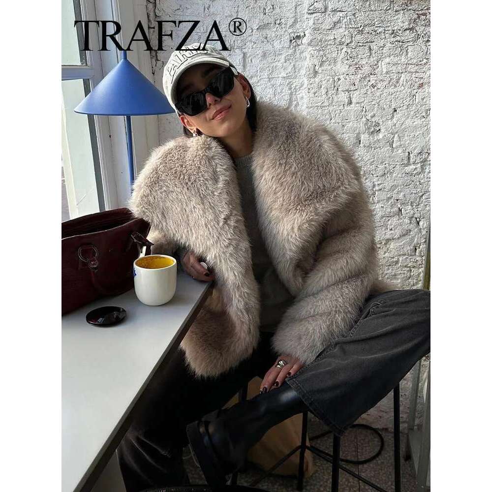 TRAFZA Women Fashion Cropped Faux Fur Jacket Long Sleeve Front Snap-Button Female Outerwear Chic Lapel Collar Thick Coat