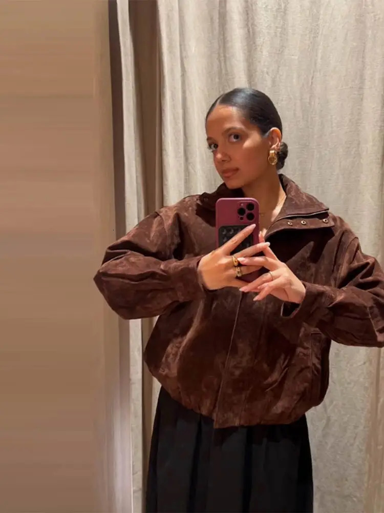 Stand Collar Long Sleeve Zipper Coat Women Elegant Pocket Ruched Loose Fitting Bomber Jacket Fashionable Ladies Autumn Outerwear 251103