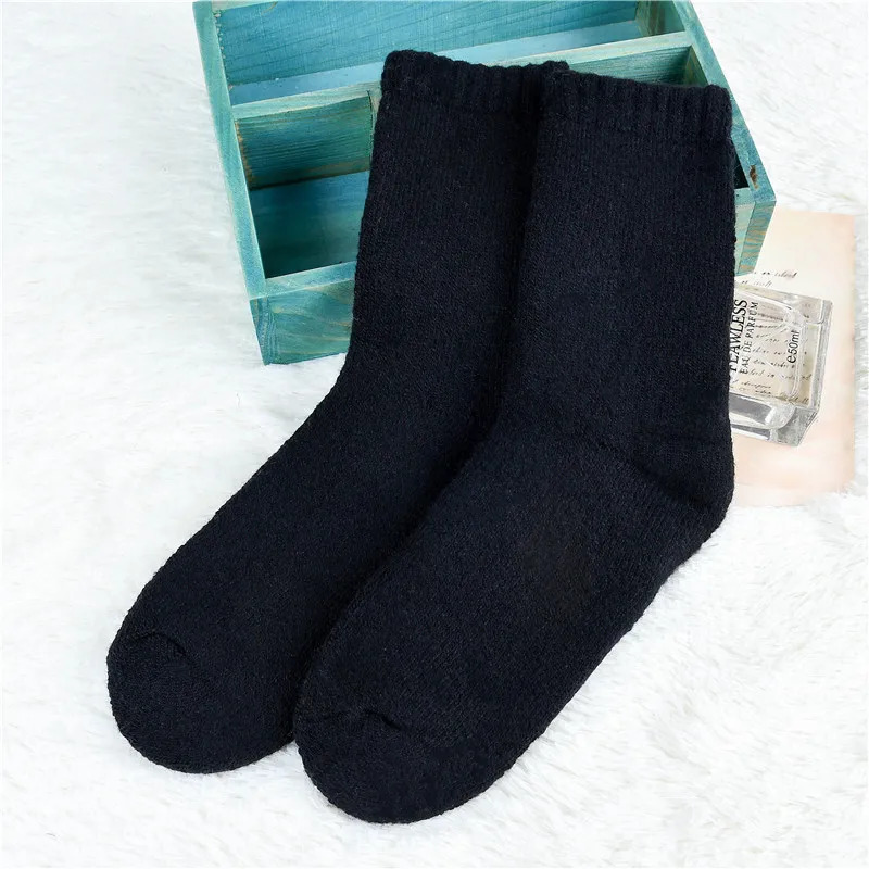 3 pairs 2025 winter Thick wool socks womens winter tube terry socks solid color ladies super thick warm snow socks 251106