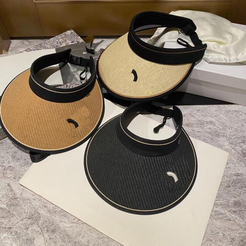 Womens Summer Adjustable resistant sun hat with large eaves Visors Empty Top Cap Designer Outdoor Sun Hat Couples Golf Tennis Hats Woman Ball Caps CRD2504103F8