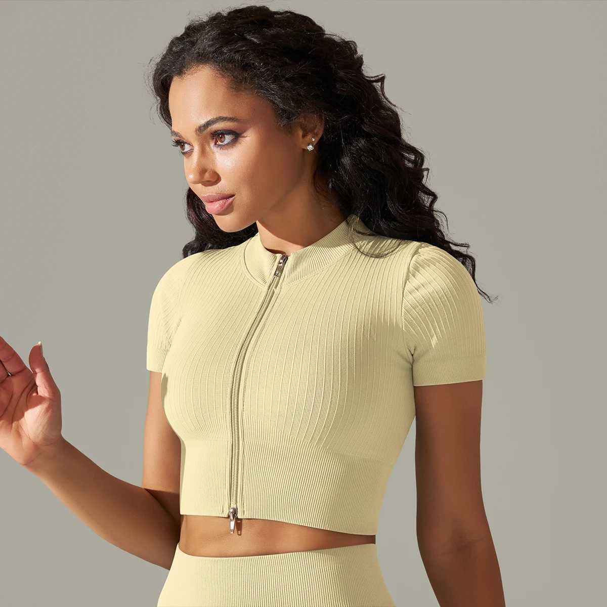 Womens Zipper Fitness Yoga Shirt Sports T-shirt Fitness Tight Elastic Breathable Sports Top Womens Clothing Fitness Running Activity ClothingXJ250410