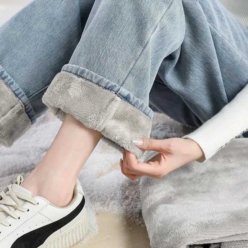 Autumn Winter Womens Fleece Lined Thick Wide Leg Jeans High Waist Slim Straight Long Pants Casual Loose Fit Jeans C251110