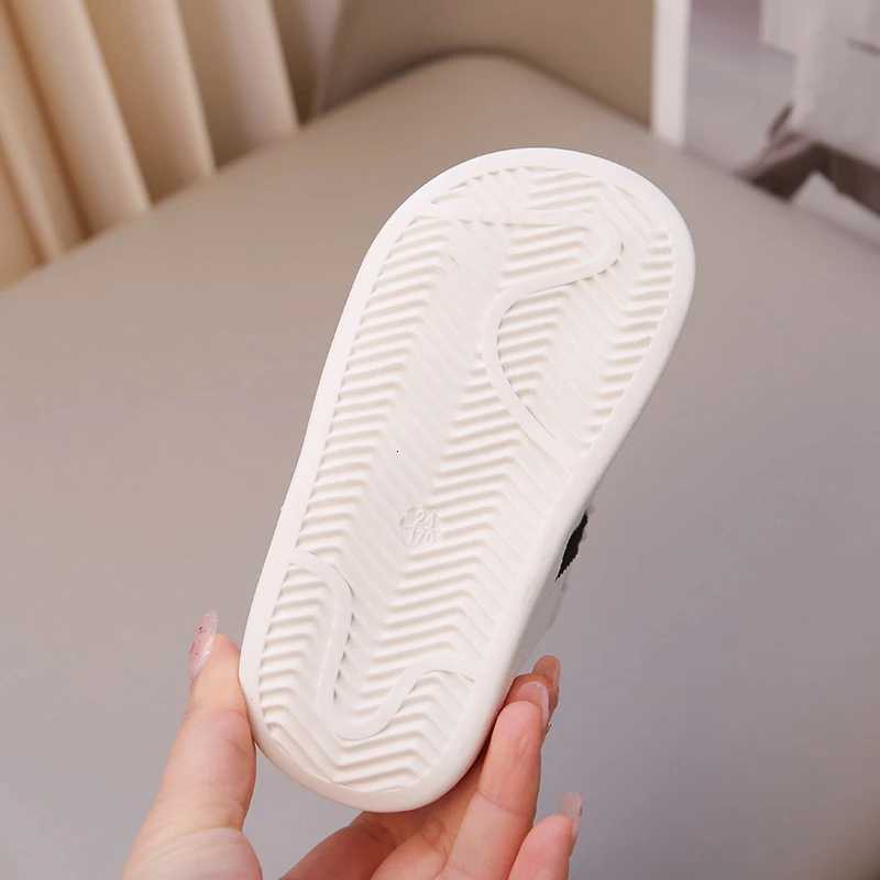 Childrens Sneakers 0-6 Years Old White Leather Breathable Boys Girls Casual Shoes Four Seasons Soft Non-slip Kids Walking ShoesT251110