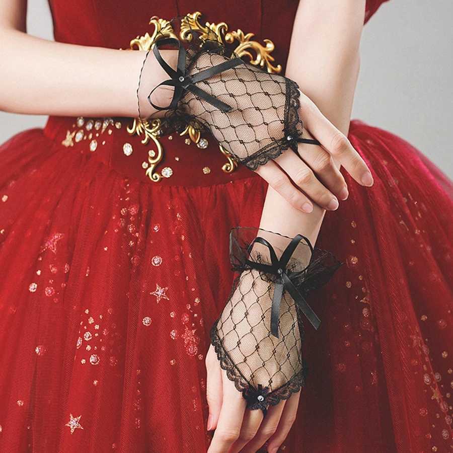 New Arrival Lace gloves Ivory Black Sexy Bride wedding accessories mariage Evening dress white gloves L251110