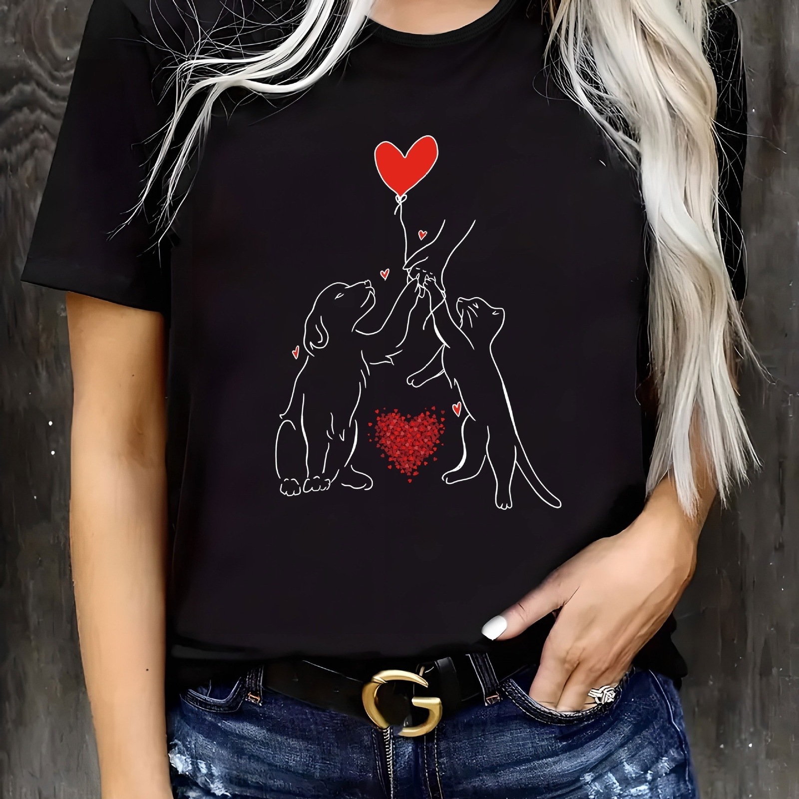 Cat and dog cat print Tshirt casual round neck short sleeved top for spring summer womens clothing 250409