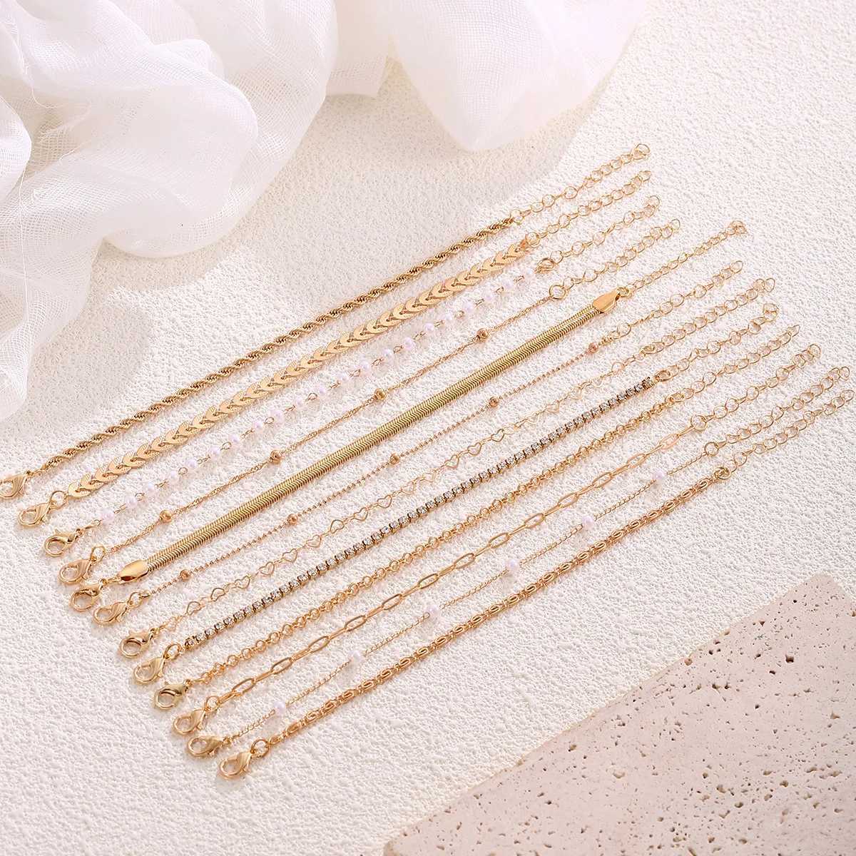 Bohemian Multi-layer Stacking Bracelet Fashion Flat Snake Chain Rhinestone Claw Chain Bracelet Set Womens Retro Party JewelryT251110