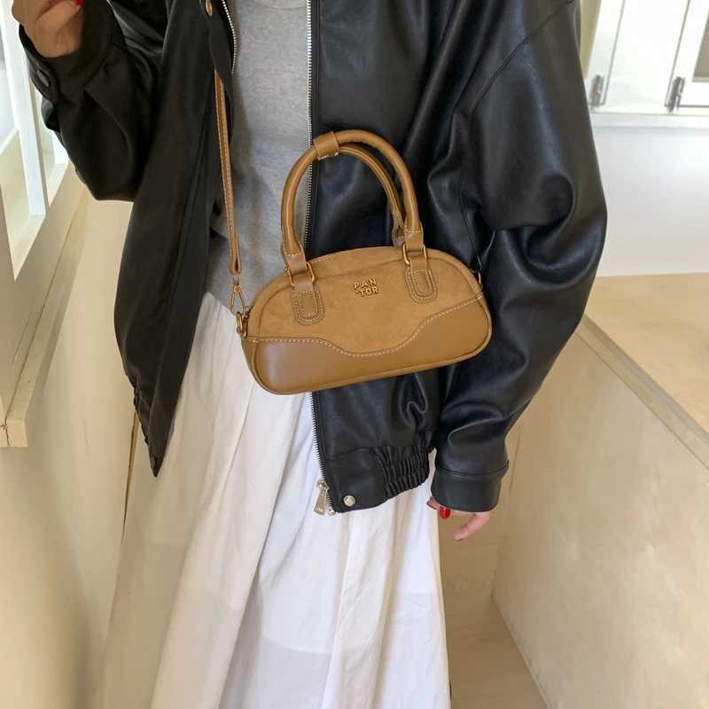 PDL7934 Korean Style Niche Portable Bowling Bag 2025 Autumn and Winter New Trendy Fashion Pillow Bag Versatile Crossbody Bag K251110