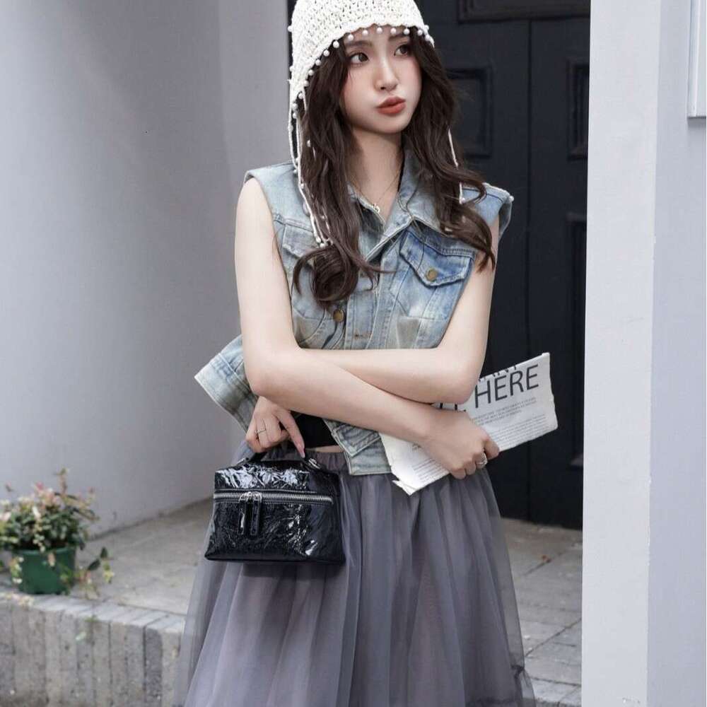 Leather Women S New Top Layer Wrinkled Lacquer Cowhide Lunch Box High End Handbag Single Shoulder Crossbody Bag High Quality