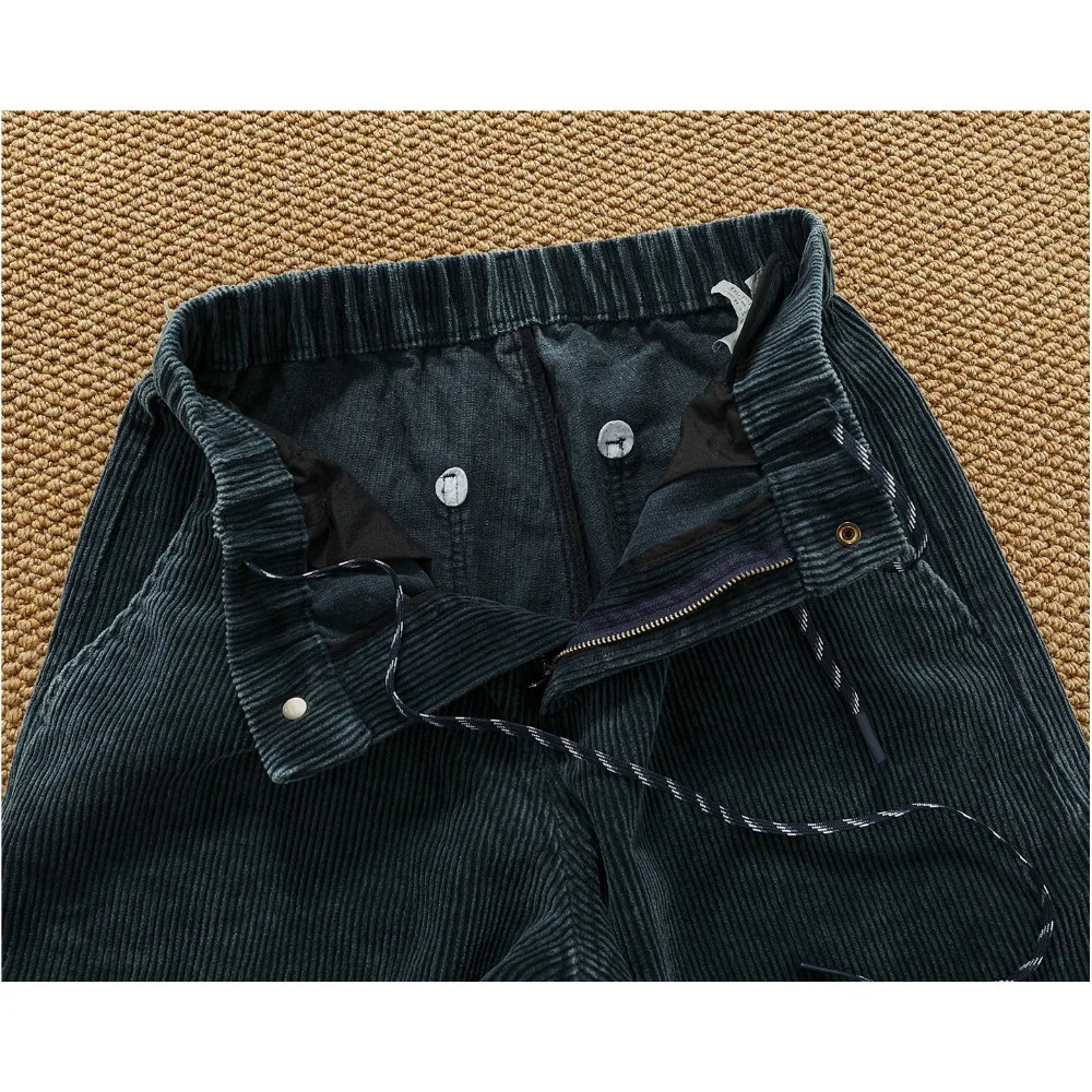 Heavy cotton corduroy casual pants for men in autumn and winter multi-pocket loose straight Japanese retro woodcutting pants 251106