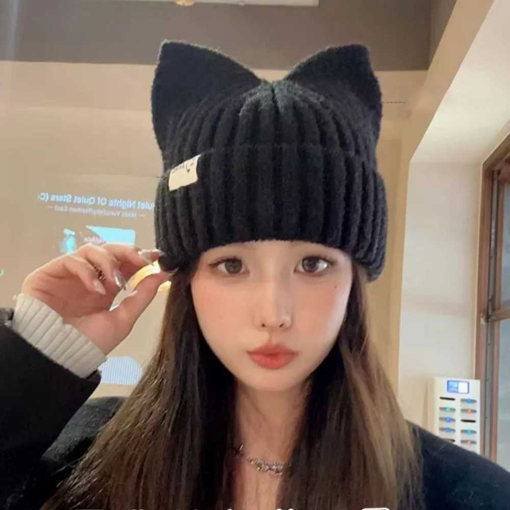 Thickened Velvet Brimless Beanie Hat Soft Ear Protection Beanies Knitted Hat Cute Cat Ear Knitted Windproof Hat Outdoor SportsXJ251110