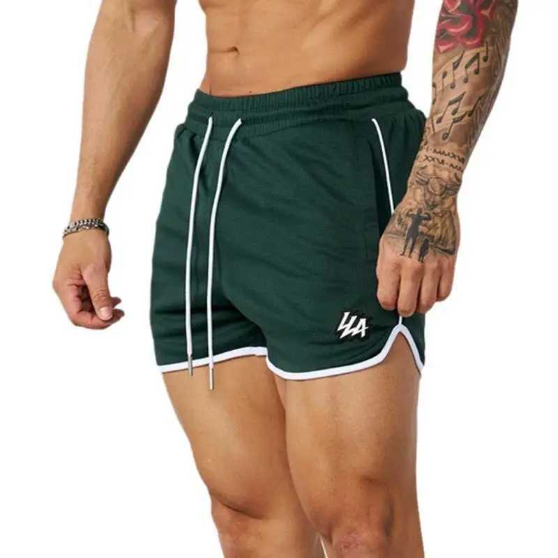 Summer 2025 mens shorts mens and womens fashionable beach casual shorts mesh sports quick drying quarter pants X250410