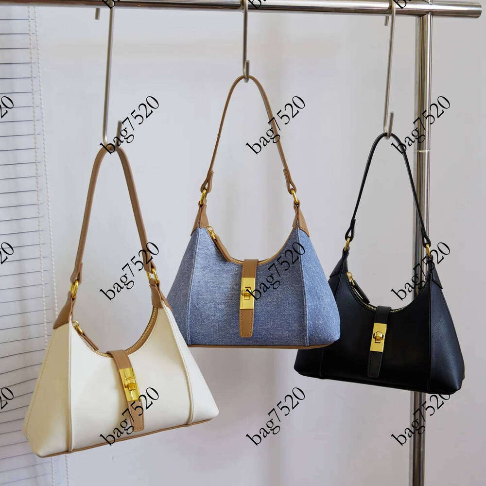 New 2025 Spacious Dumpling Bag for Women Minimalist Shoulder Handheld Purse Fashionable Handbag Gift