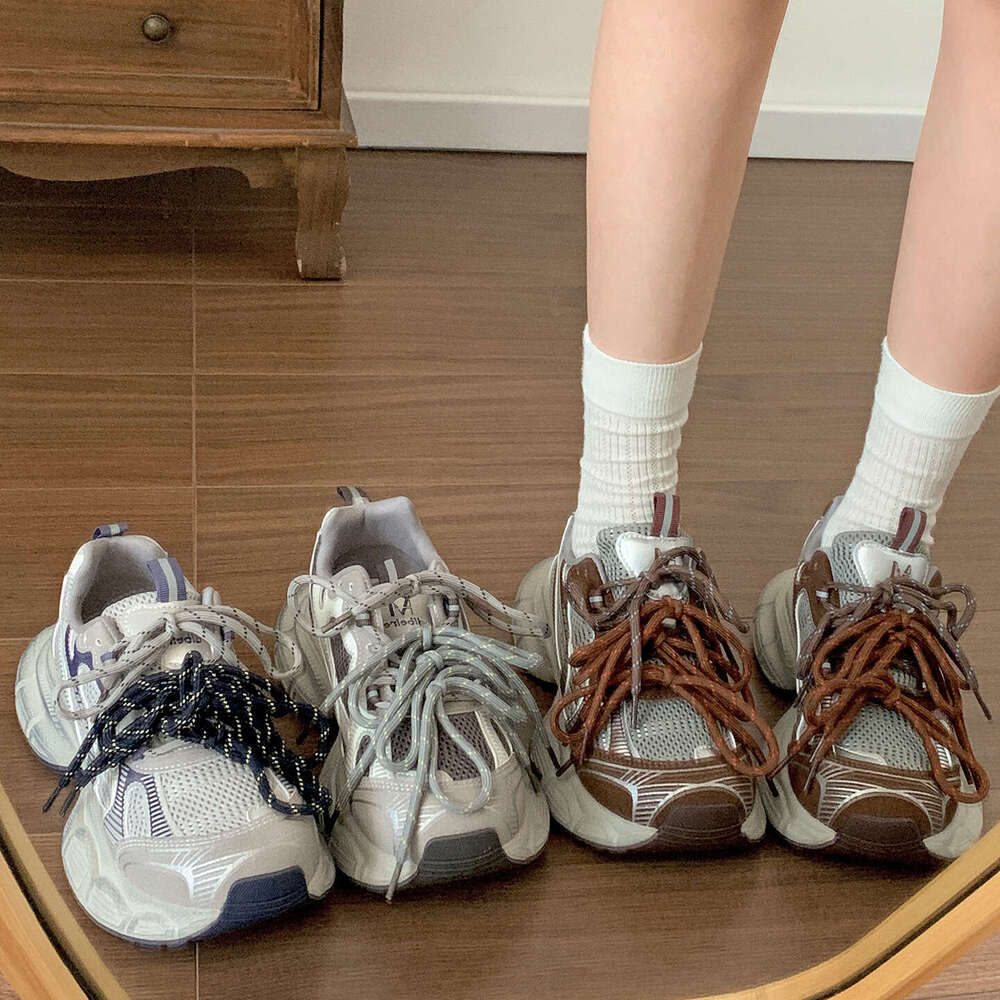 Queen Style Retro Height-Increasing Thick-Soled Shoes Women 2025 New Autumn Casual High-End Soft-Soled Sneakers