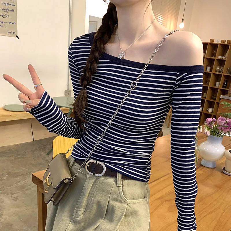 2025 Spring and Summer Retro Striped Womens Tshirt Long Sleeve One Shoulder Casual Korean Bottom Shirt Top 250407