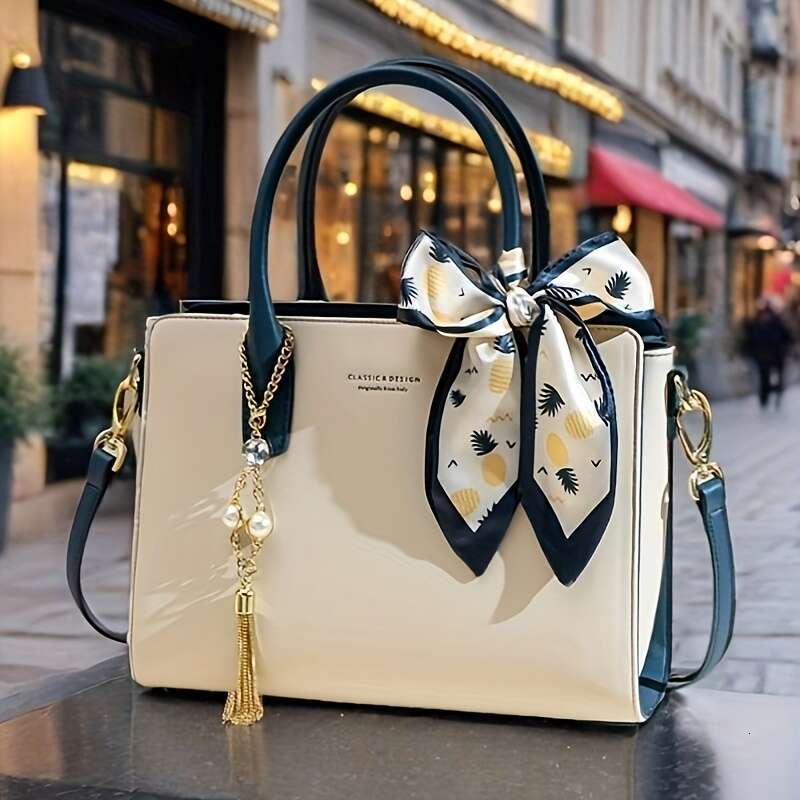 New Versatile Tote Large Capacity Crossbody Women's Bag, Suitable for Women - Elegant Occasions with Charming Details