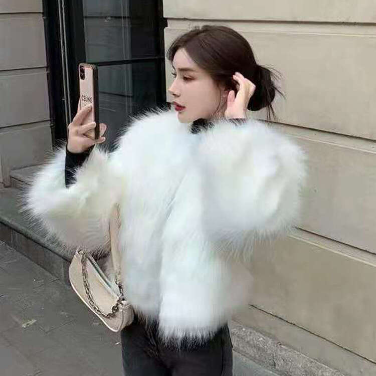 Winter White Autumn Women Short for Style Faux Fox Fur Coat Casual Versatile