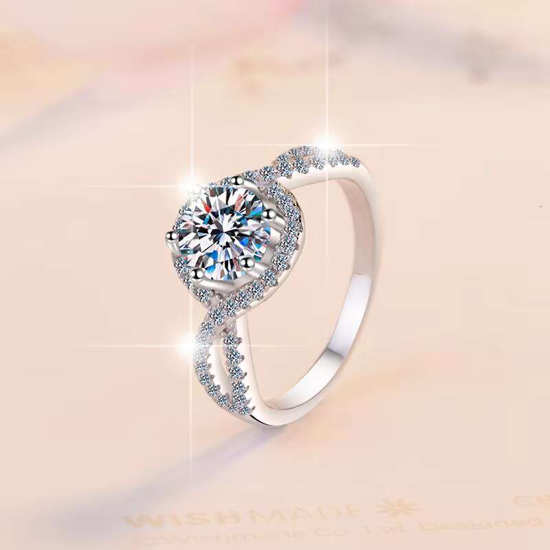Fine Jewelry Hot Sell Classic Round Bright Cut VVs1 Mosanite Diamond Ring S925 Sterling Silver Ring