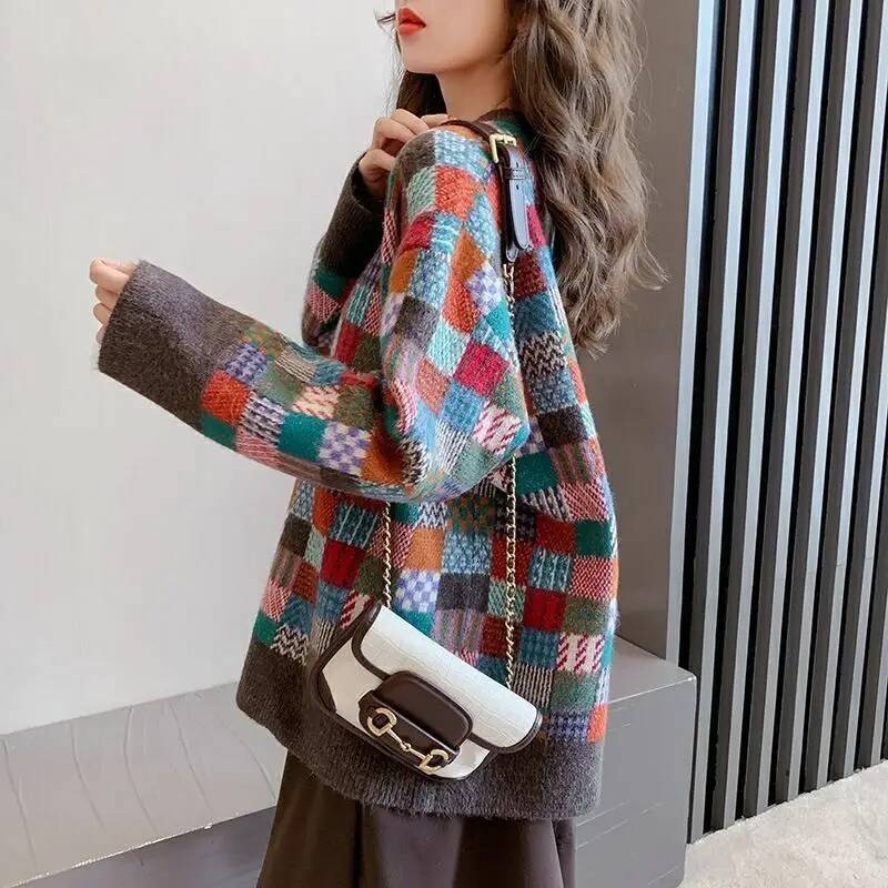 Vintage plaid for women 2023 o neck autumn and winter loose long sleeve plush knitwear sweater pullover female tops dongdumaoyi