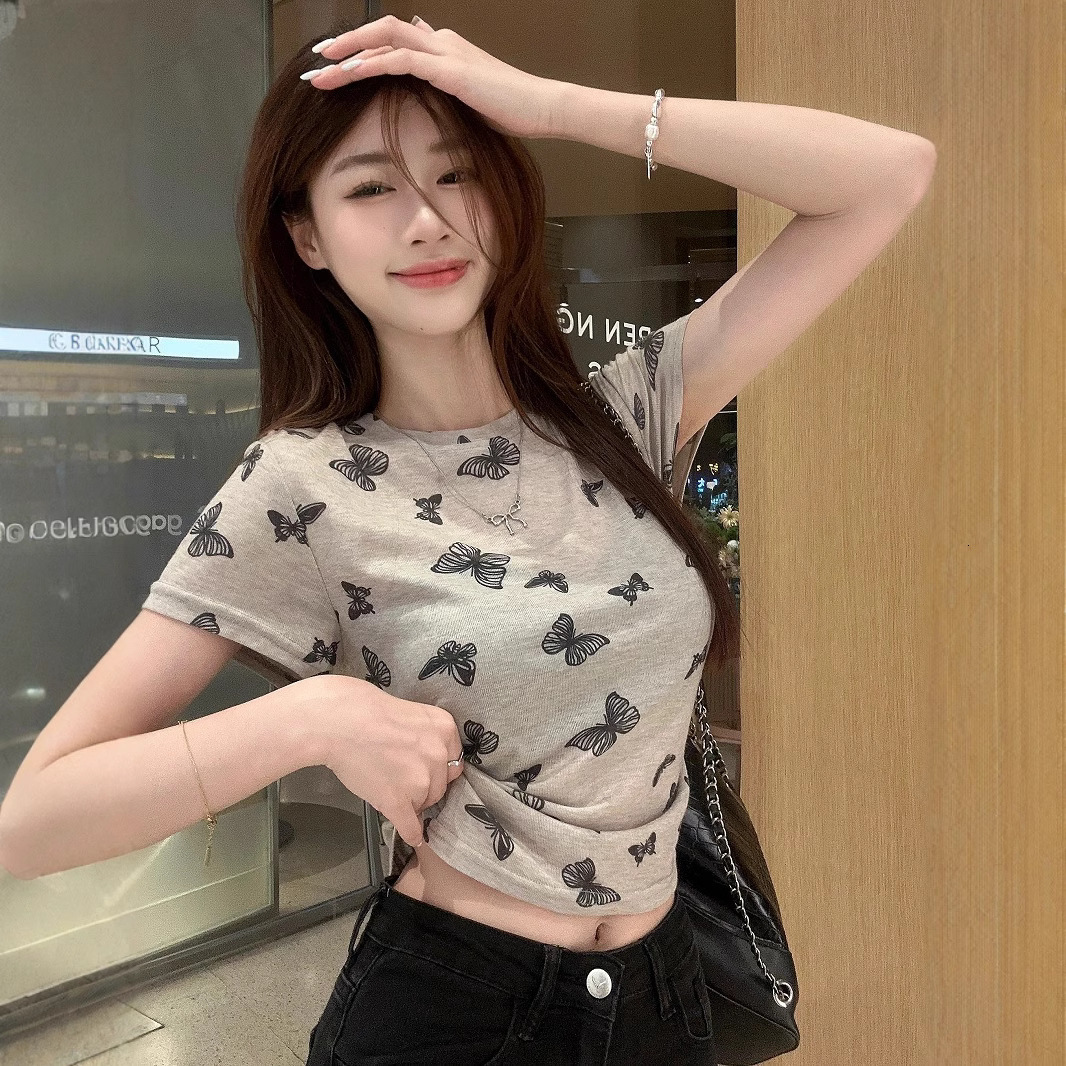 2025S Designer Women S T Shirt Butterfly Print Pleated Round Neck Sleeved T Shirt For Women In Summer New Waist Cinching And Slimming Short Style Pull