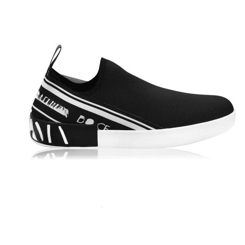 Fashionable and trendy shoes, lightweight and breathable knitted casual women's shoes, luxury shoes, slip on running shoes, designer shoes