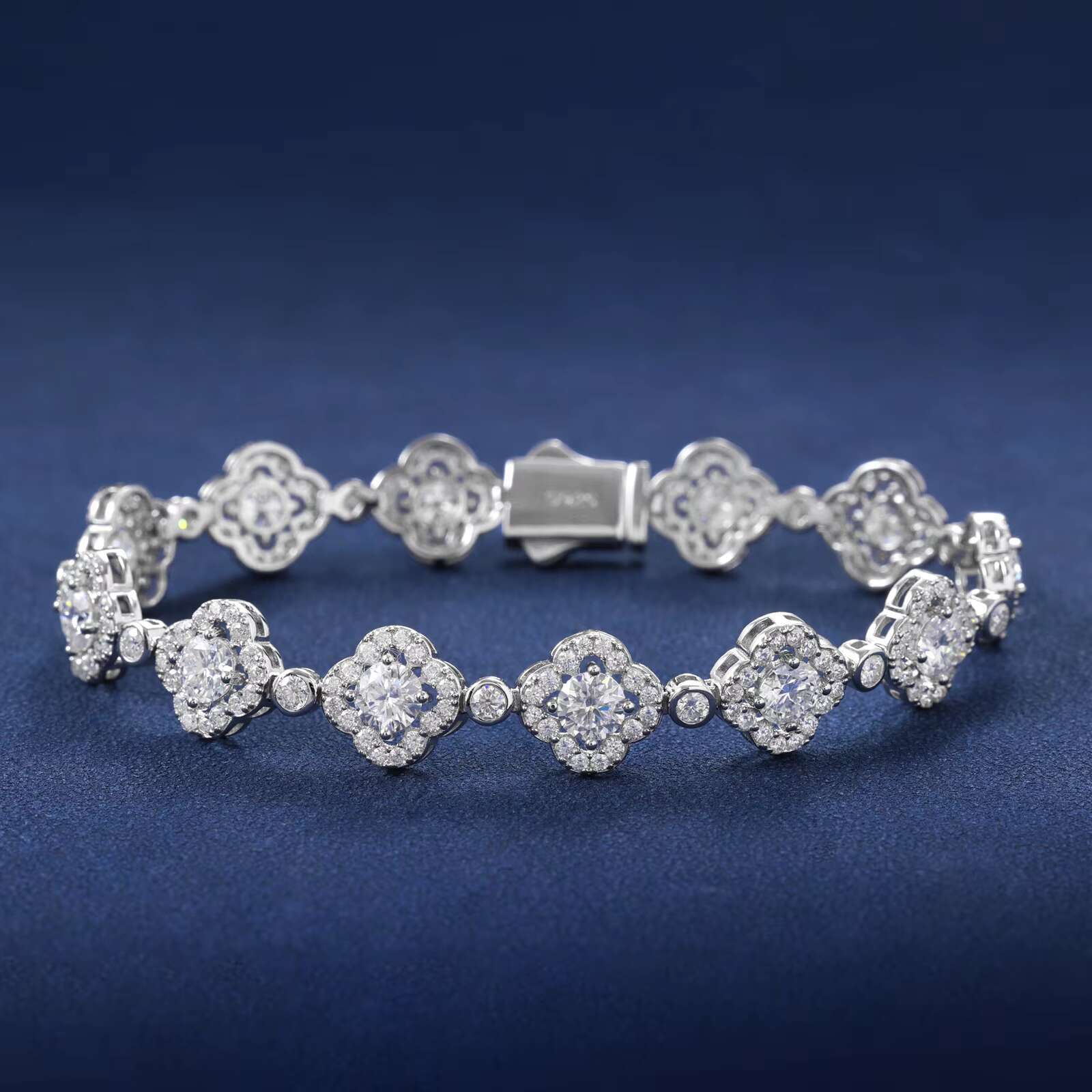 Factory Wholesale Waterproof 925 Silver VVS D Moissanite Diamond Four Leaf Tennis Bracelet Unisex Wedding/Party Hip Hop Jewelry
