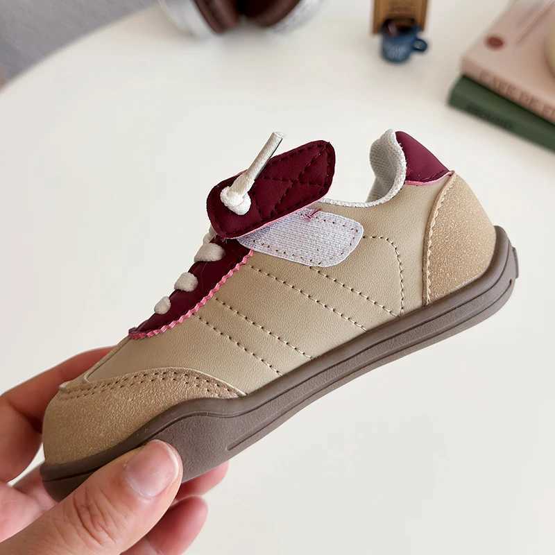 Childrens De Training Shoes 1-8 Years Old Blue Boys Girls Single Shoes Four Seasons Models Pink Soft Non-slip Kids Sneakers W251110