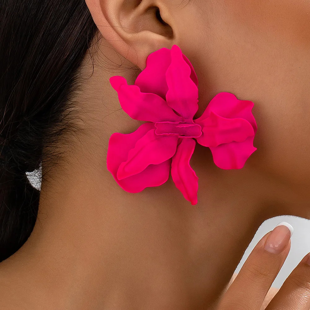 Stud Earrings For Women Enemal Irregular Flower Elegant Fashion Temperament Ear Accessories Fashion Jewelry BE561 250409