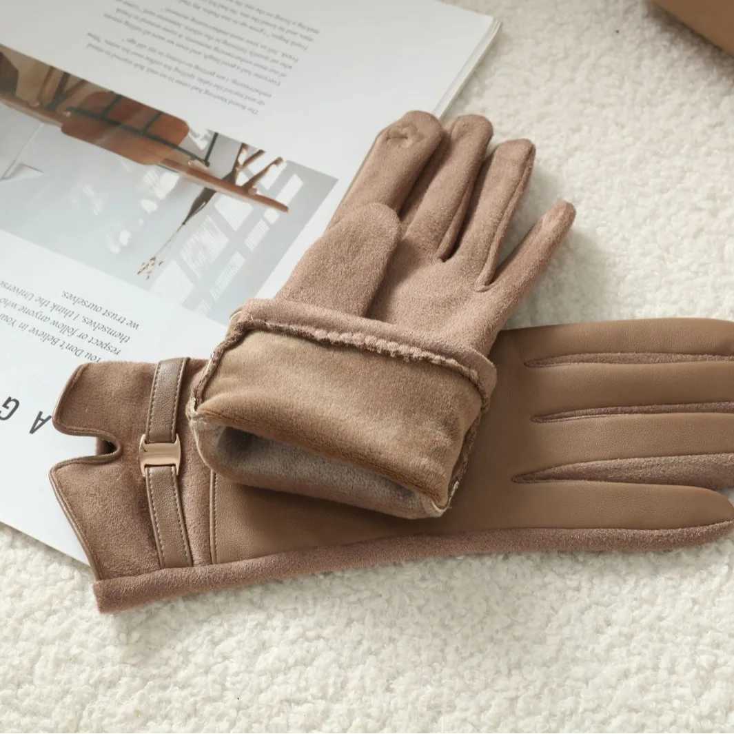 Winter Thickened and Cold Proof Womens Gloves Stylish and Elegant Touchscreen Gloves Suitable for Outdoor Cycling and Working L251110