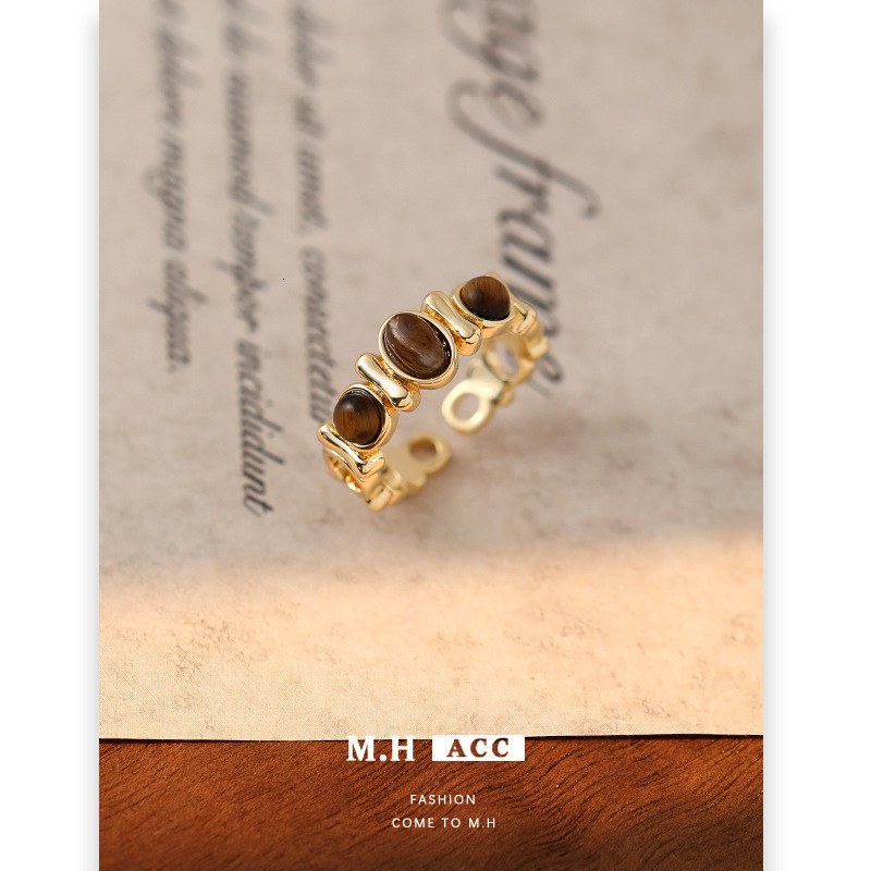 Vintage Tiger Eye Stone Ring Designer Ring For Women Summer New Luxury Niche Design High-end Simple Fashion Ring Versatile Index Finger Ring