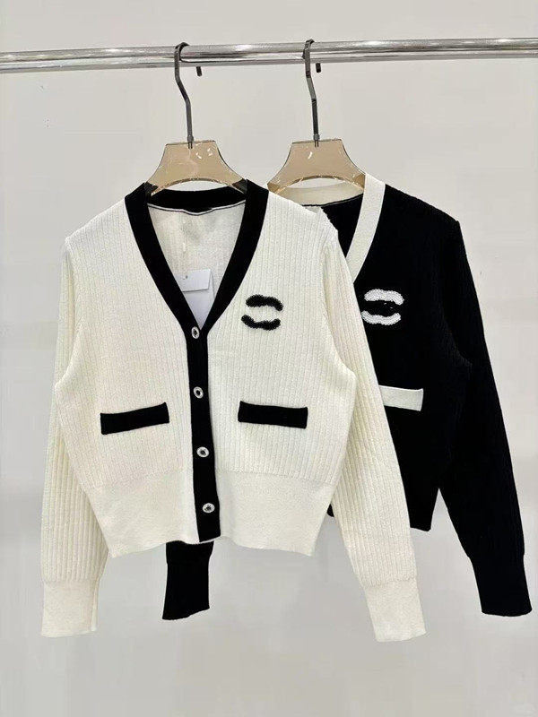 Fall Cc Designer Women Sweater Jacket Crochet Mujer Wool Cardigan Hoodie Pearl Badge Logo 911 Cch Brand Long Sleeve Coat Sweaters Casual Female Tops