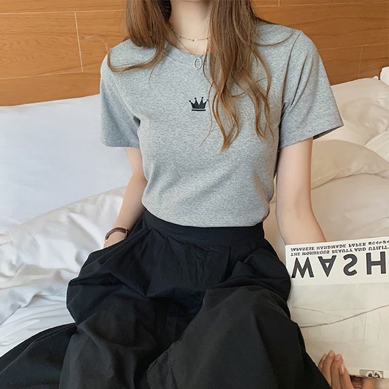 2025S Designer Women S T Shirt Summer New Slim Fit Embroidered Round Neck Short Sleeved T Shirt For Women Student Women S Base Top