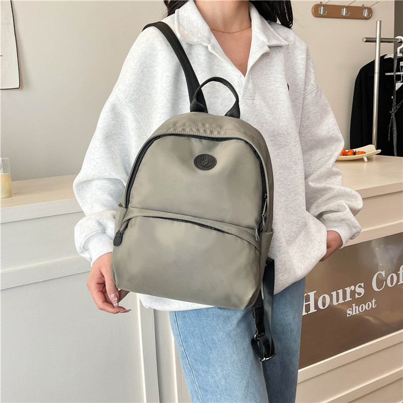 Stylish Mini Travel Bag with Multiple Compartments - Perfect Fit All Essentials