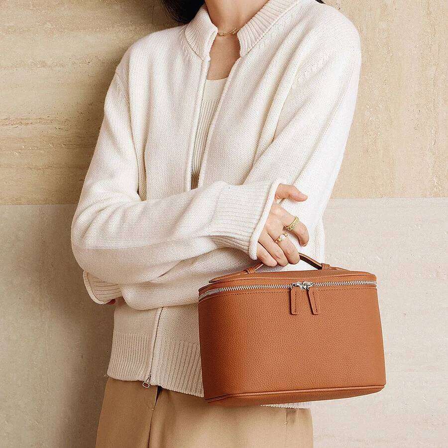 Genuine Leather Bag Large Capacity Multi Compartment Travel Toiletry Organizer Portable Storage Pouch Makeup Organizer St251110