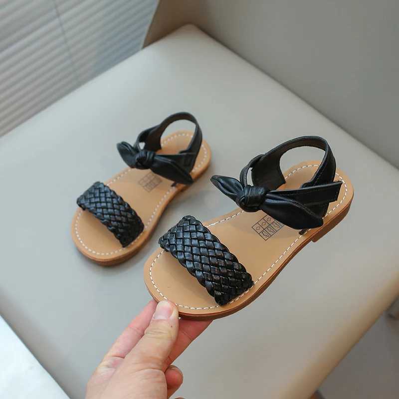 Leather Sandals for Preschool Girls 2024 Summer New Childrens Beach Shoes Open Toe Bow Sweet Princess 21-30 Anti slip Z250410