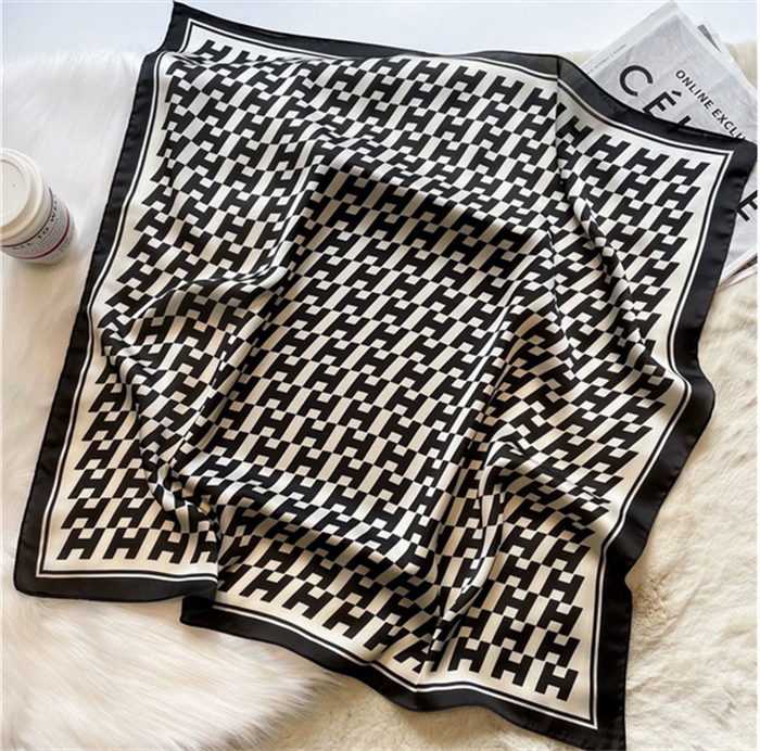 Designer Letters Elegant Print imitate Silk Scarf Headband for Women Fashion Long Handle Bag Scarves Paris Shoulder Tote Lage Ribbon Head Wraps multicolor 70x70