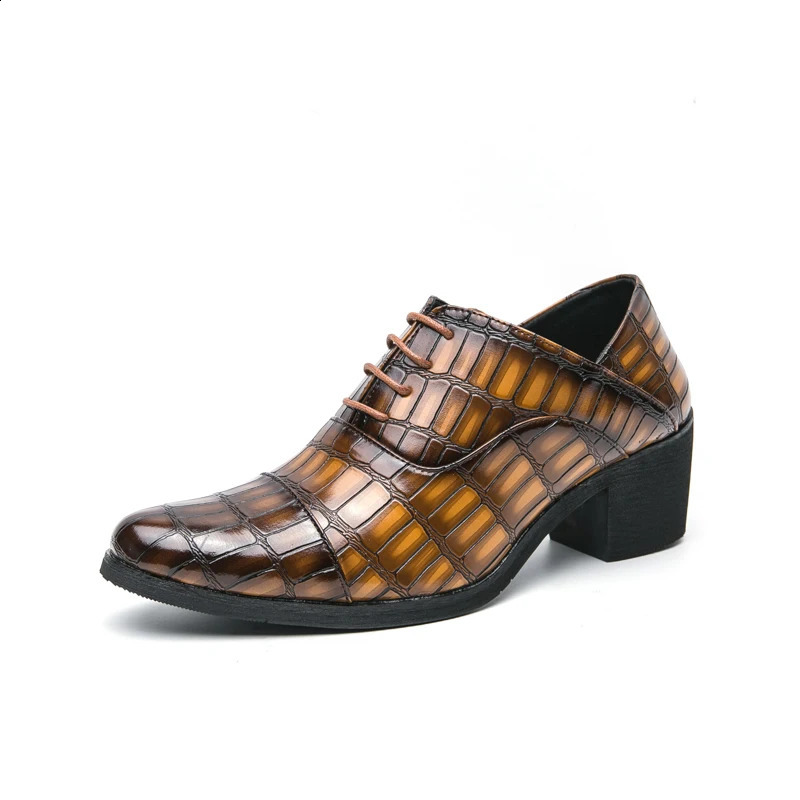 Selling Mens Banquet Dress Shoes Europe America Pointed High-heeled Business Shoes High-end Mens Shiny Leather Shoes 251106