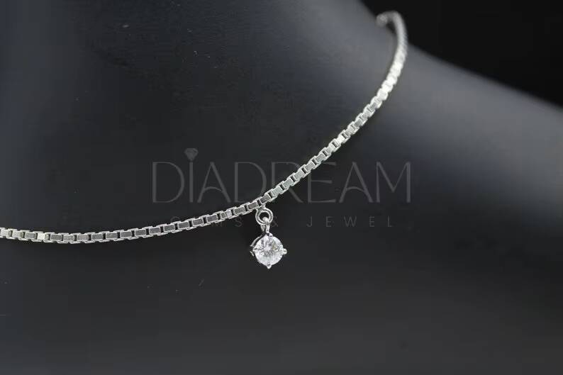 Ultra Luxurious 925 Sterling Silver Minimalist Anklet Single Moissanite Diamond Dainty Handmade Jewelry for Everyday Use
