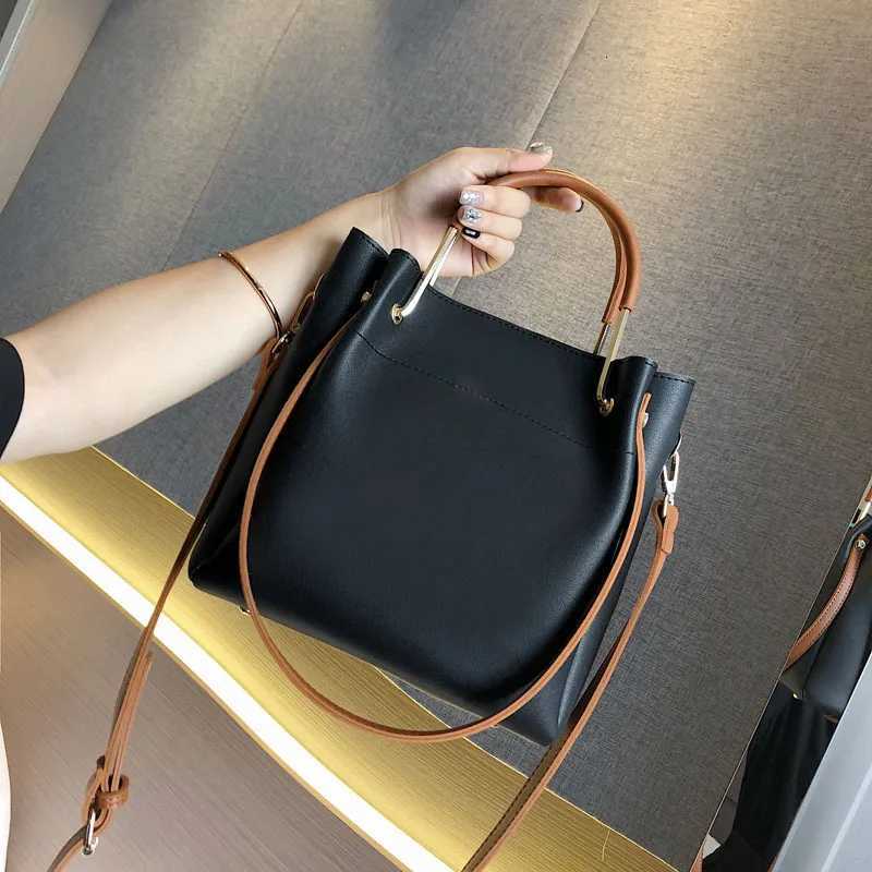 New Fashionable Korean Style Large Capacity Shoulder Handbag Crossbody Bucket Bag for Women K251110