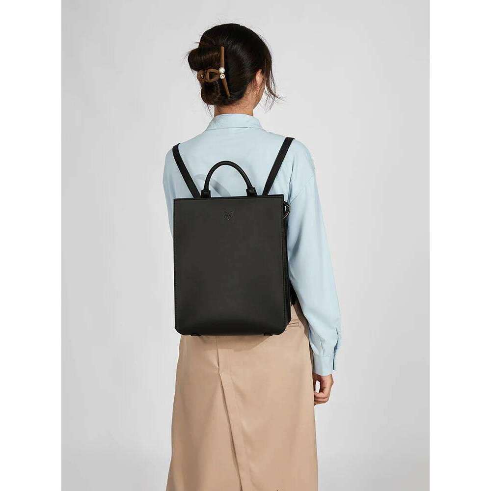 Designer Bag Tote Bag Shoulder Bag New Niche Design Genuine Leather Simple Casual Versatile Work And Commuting Large Capacity Backpack For Women