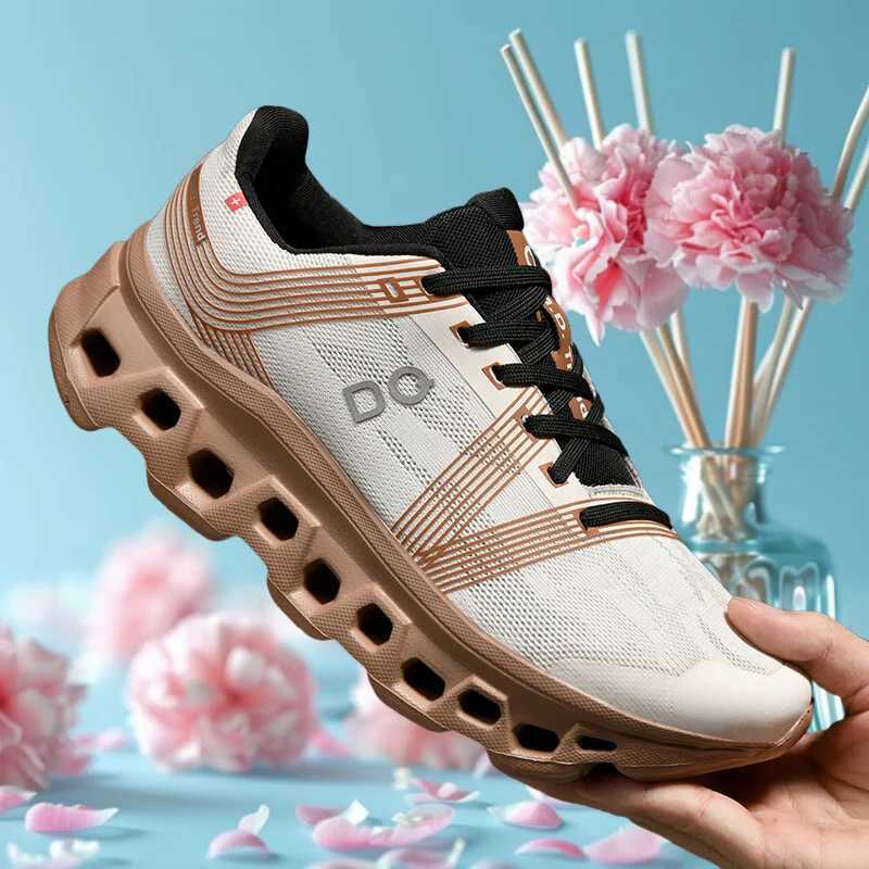 Popular womens sports shoes comfortable fatigue free fashionable and versatile basketball shoes anti slip and wear-resistantC250425