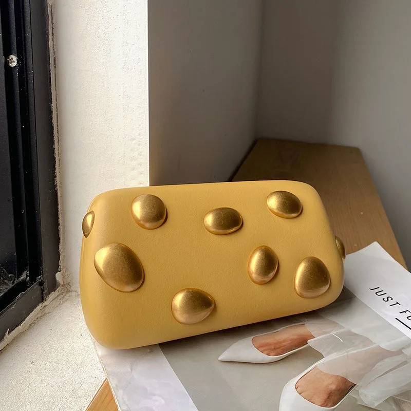 Womens Bags Trend Gold Rivet Evening Bag Elegant Exquisite Clutch Bag Ladies Shiny Handbag Wedding Party Dress Bag 251107